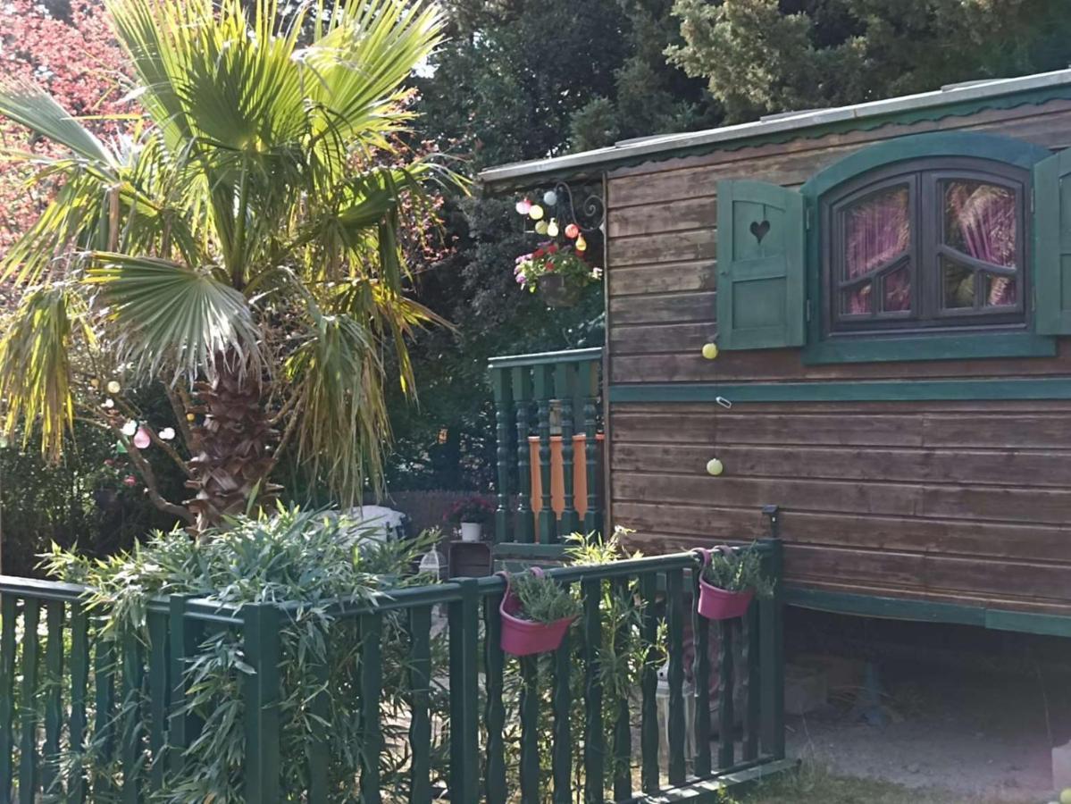Chalet Roulotte Des Alpilles *
